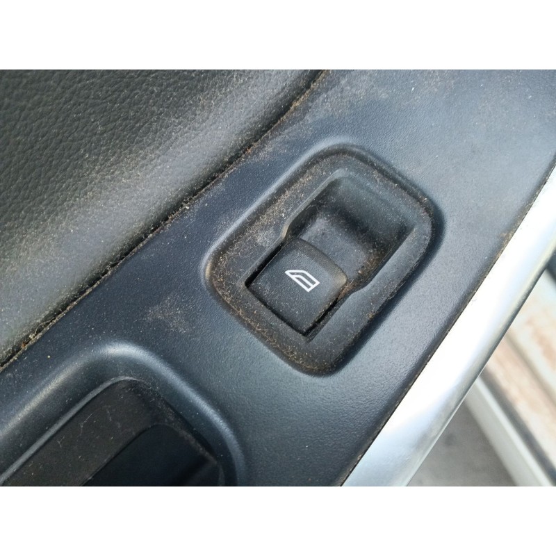 Recambio de mando elevalunas trasero izquierdo para volvo v60 i (155) d3 referencia OEM IAM 31394841  