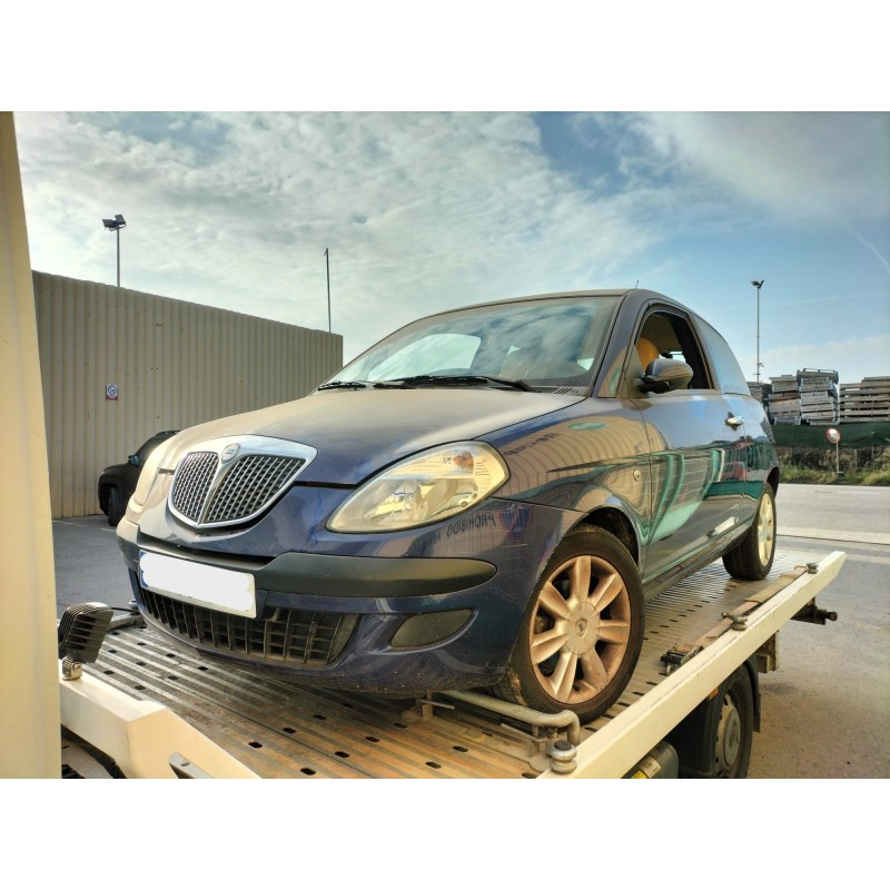 LANCIA YPSILON (843_)