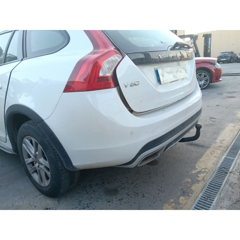 Recambio de paragolpes trasero para volvo v60 i (155) d3 referencia OEM IAM 39844081  
