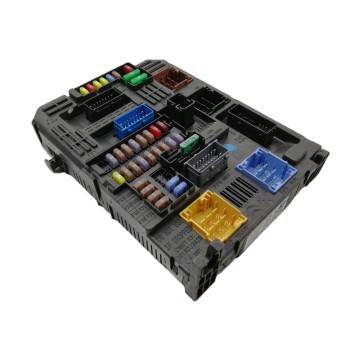 CAJA RELES / FUSIBLES 983080568000 S2401941519 / 2015DJ3828 9830805680 / 2401941519