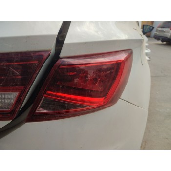 PILOTO TRASERO DERECHO 5F0945208E 