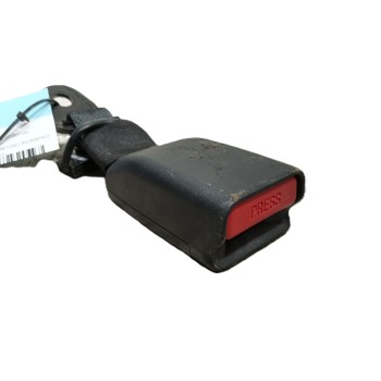 ENGANCHE CINTURON TRASERO DERECHO B0011390XX 