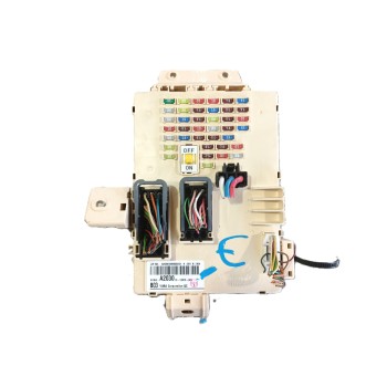 CAJA FUSIBLES DELANTERA 91950A2030 A20301308250203 91950A20301013819007