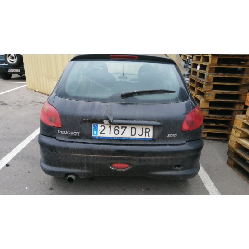 PEUGEOT 206 BERLINA