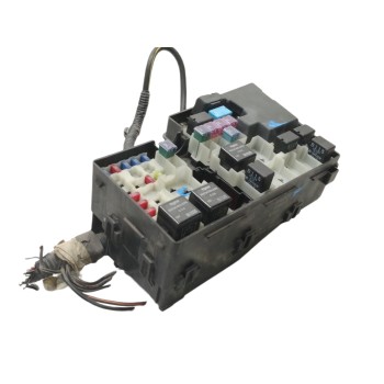 CAJA RELES / FUSIBLES BP4K66767 3M5T14A142AB 