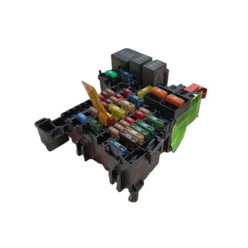 CAJA RELES / FUSIBLES 5WA937125B 5WA937615 