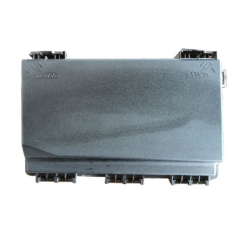 CAJA RELES / FUSIBLES 1237094 015349211 