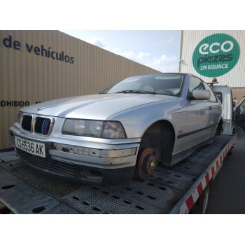 BMW SERIE 3 BERLINA (E36) de desguace