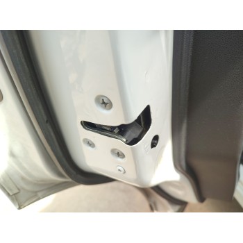 CERRADURA PUERTA TRASERA IZQUIERDA 825004EA2B 