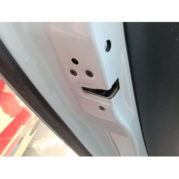 CERRADURA PUERTA TRASERA IZQUIERDA 31349864 