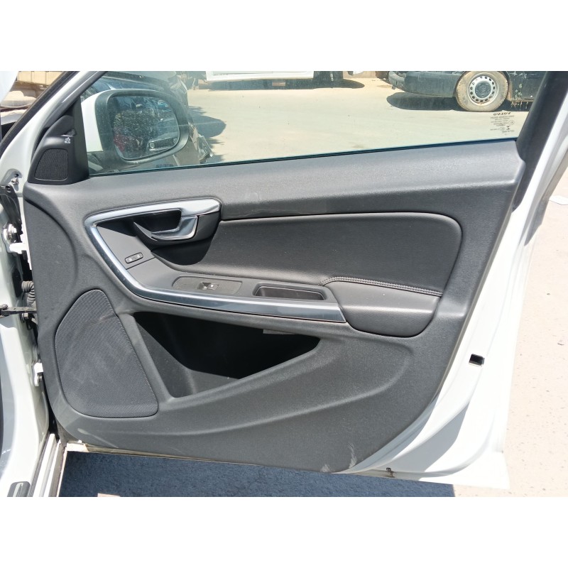 Recambio de guarnecido puerta delantera derecha para volvo s60 ii (134) d3 referencia OEM IAM   