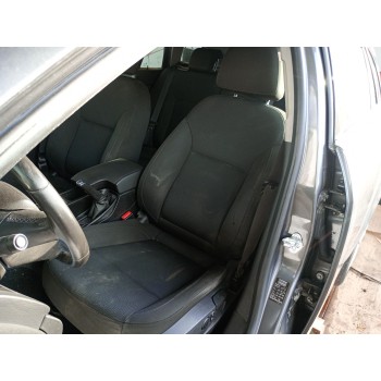 ASIENTO DELANTERO IZQUIERDO 
