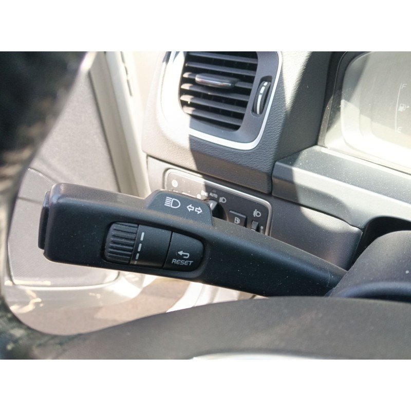 Recambio de mando intermitentes para volvo s60 ii (134) d3 referencia OEM IAM 31456045  