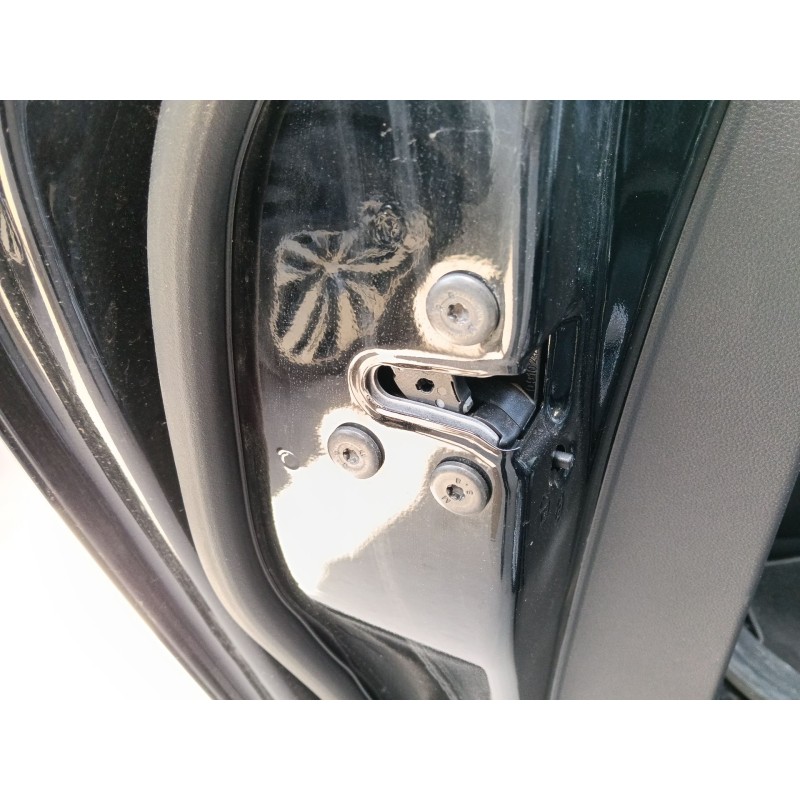 Recambio de cerradura puerta trasera izquierda para renault clio v (b7_) tce 90 (b7mt) referencia OEM IAM 825039554R  