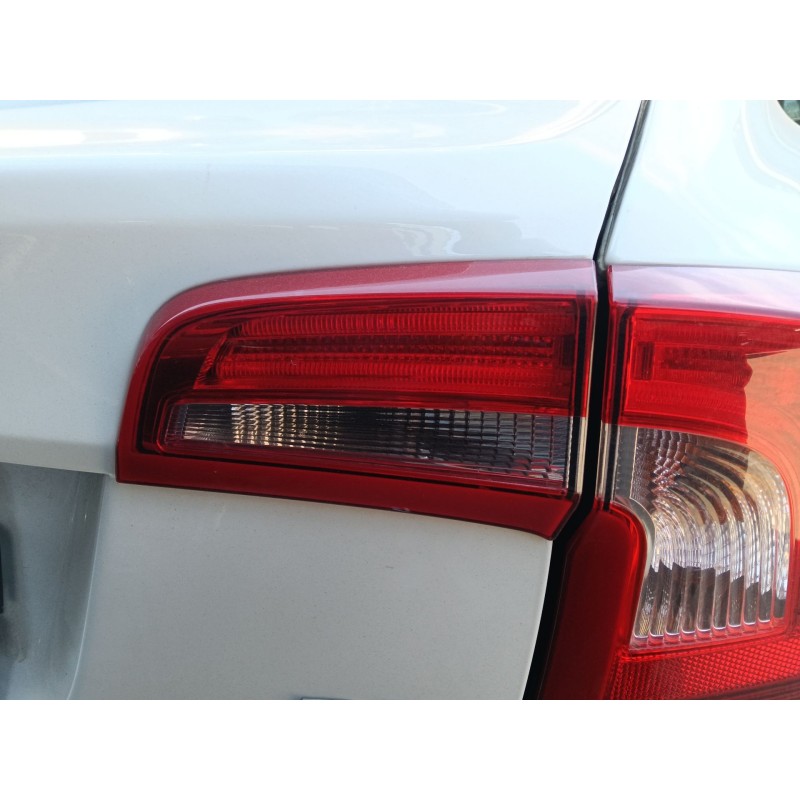 Recambio de piloto trasero derecho interior para volvo s60 ii (134) d3 referencia OEM IAM 30796272  
