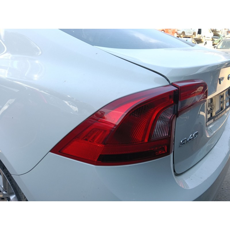 Recambio de piloto trasero izquierdo para volvo s60 ii (134) d3 referencia OEM IAM 31434853  