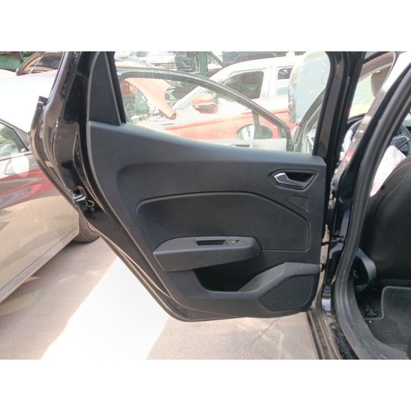 Recambio de guarnecido puerta trasera izquierda para renault clio v (b7_) tce 90 (b7mt) referencia OEM IAM   