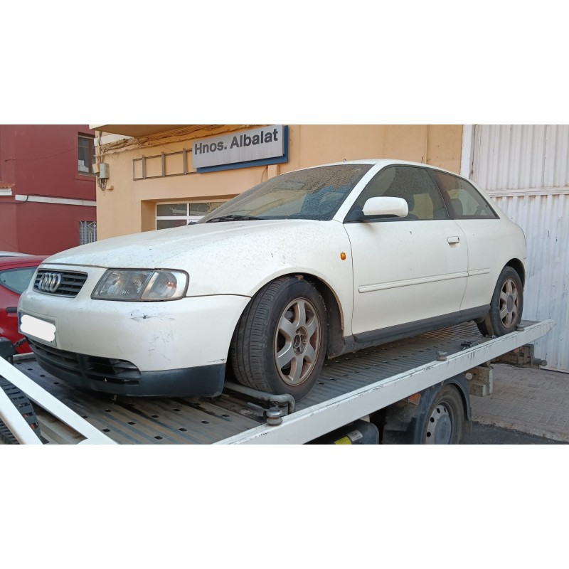 audi a3 (8l1) del año 1999