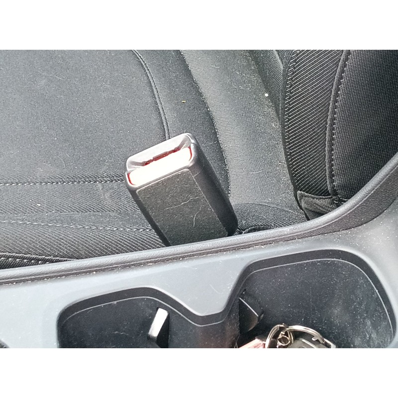 Recambio de enganche cinturon delantero derecho para hyundai tucson (nx4e, nx4a) 1.6 t-gdi referencia OEM IAM   