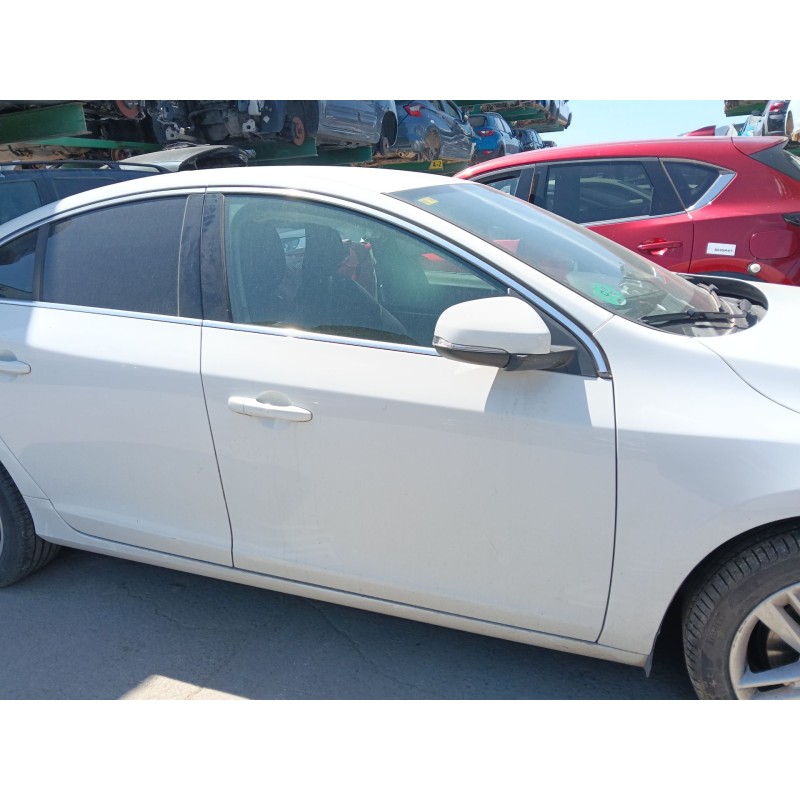 Recambio de puerta delantera derecha para volvo s60 ii (134) d3 referencia OEM IAM 32291065  