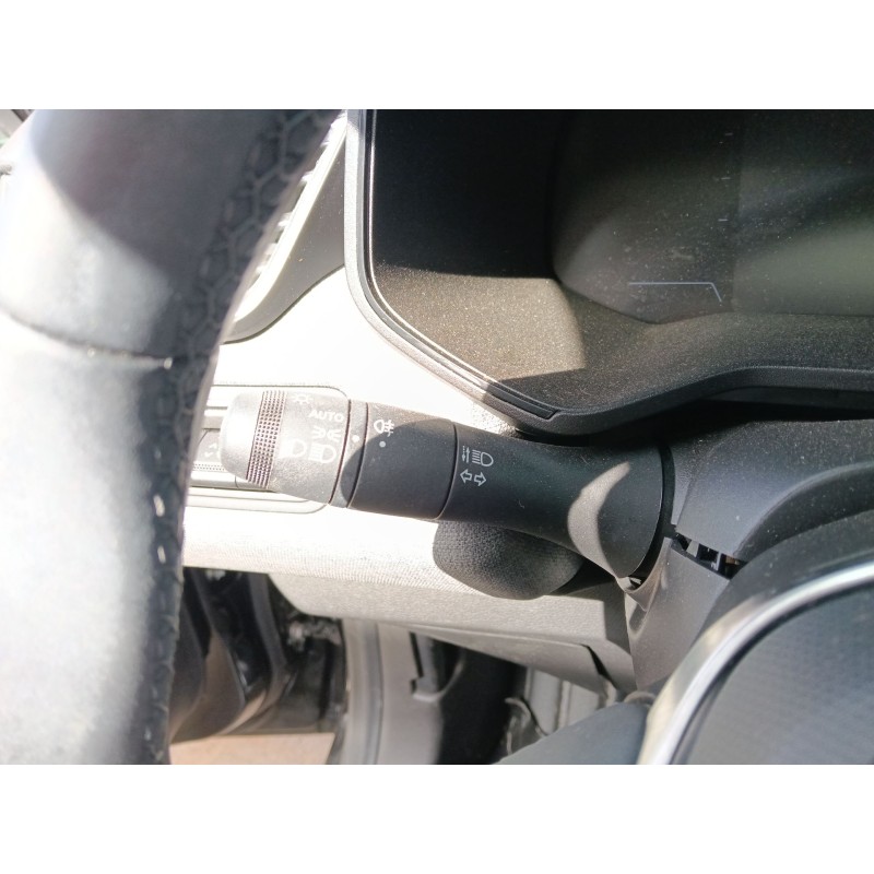 Recambio de mando intermitentes para renault clio v (b7_) tce 90 (b7mt) referencia OEM IAM   