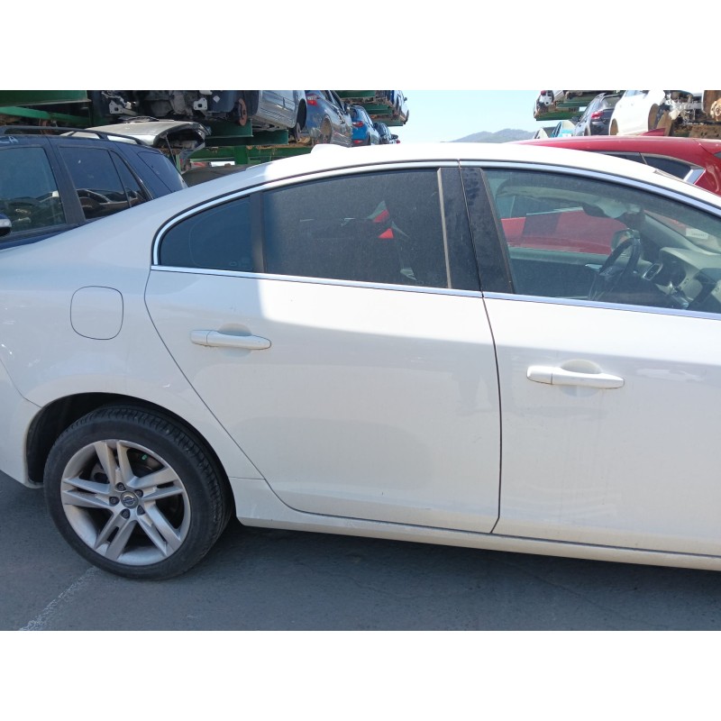 Recambio de puerta trasera derecha para volvo s60 ii (134) d3 referencia OEM IAM 32291069  