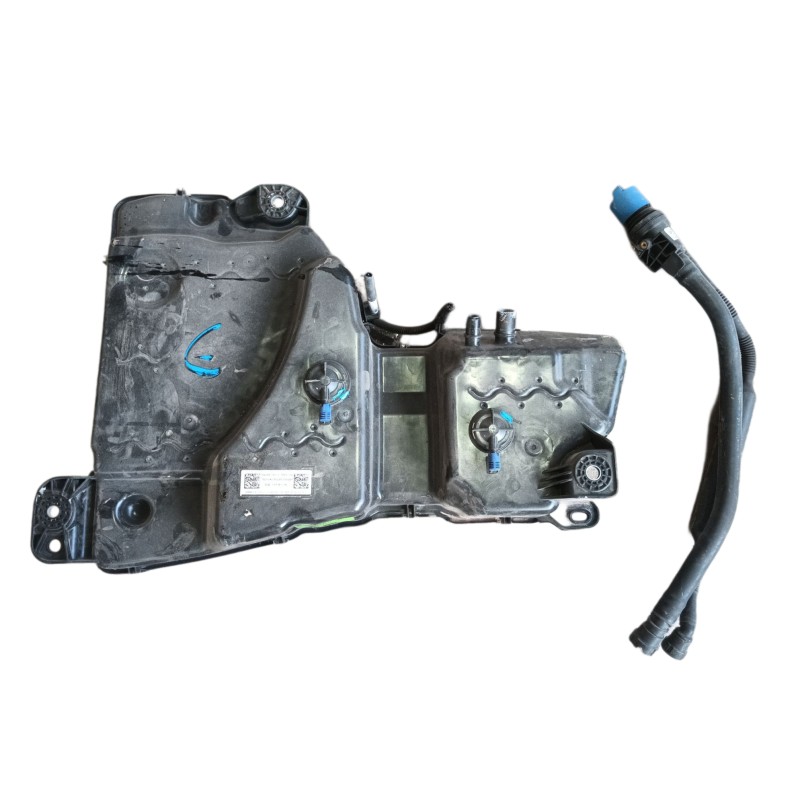 Recambio de deposito adblue para volkswagen tiguan (ad1, ax1) 2.0 tdi referencia OEM IAM 5QF131877N  5QF131877N