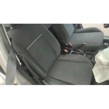 ASIENTO DELANTERO DERECHO 