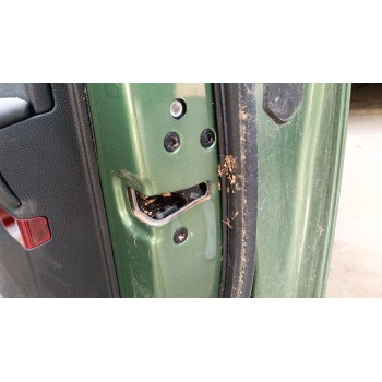 CERRADURA PUERTA DELANTERA DERECHA 