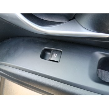 MANDO ELEVALUNAS DELANTERO DERECHO 93581N70504X 