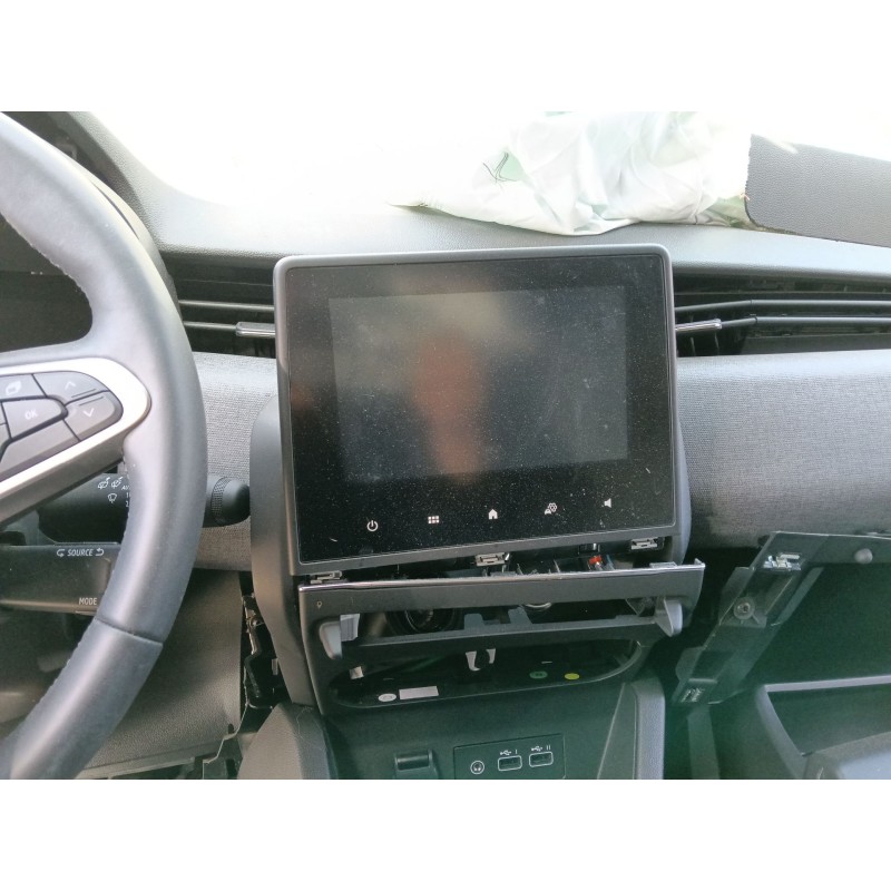 Recambio de pantalla multifuncion para renault clio v (b7_) tce 90 (b7mt) referencia OEM IAM   