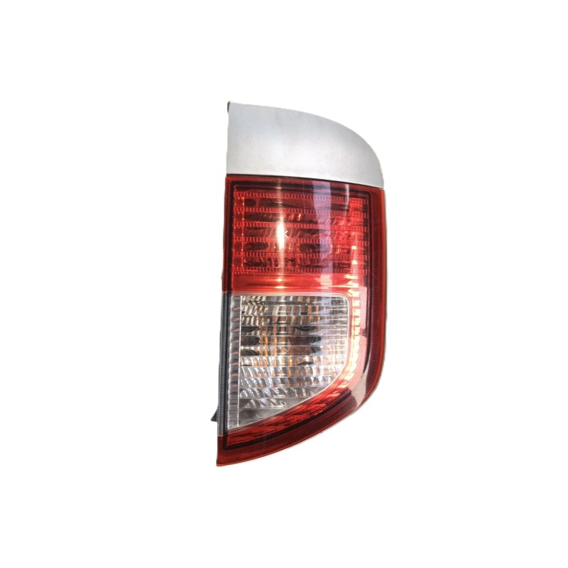 Recambio de piloto trasero derecho para ssangyong kyron 2.0 xdi referencia OEM IAM 8360209002  