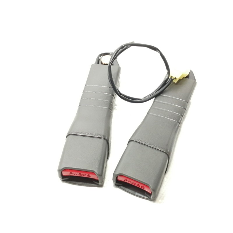 Recambio de enganche cinturon delantero derecho para kia pro_cee´d 2.0 cat referencia OEM IAM Q0K2A15762096Q  
