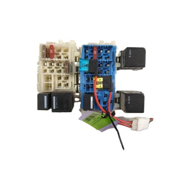 CAJA RELES / FUSIBLES BS7T14K131DA 