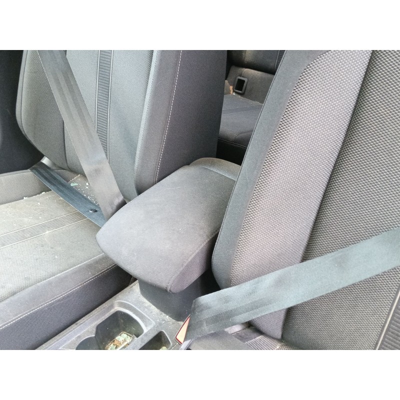 Recambio de apoyabrazos central para volkswagen t-roc (a11, d11) 2.0 tdi scr referencia OEM IAM   