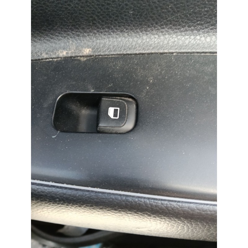 Recambio de mando elevalunas delantero derecho para kia stonic (yb) 1.2 cvvt referencia OEM IAM 93576H8000  