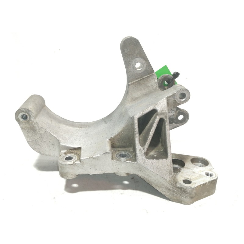 Recambio de soporte alternador para daewoo matiz se referencia OEM IAM   