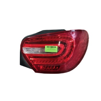 PILOTO TRASERO DERECHO A1769063200 A1769063000 E16102003337