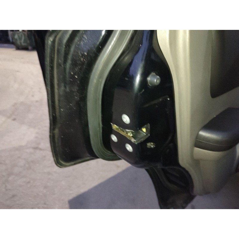 Recambio de cerradura puerta trasera izquierda para nissan x-trail i (t30) 2.2 dci referencia OEM IAM   
