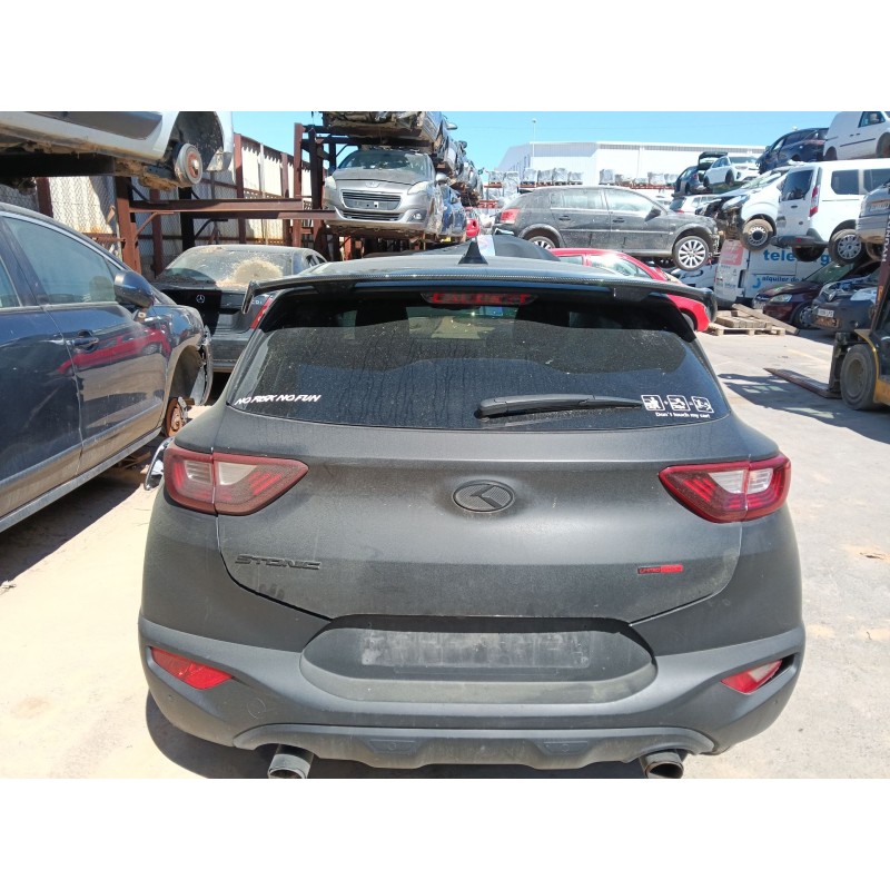 Recambio de porton trasero para kia stonic (yb) 1.2 cvvt referencia OEM IAM 73700H8400  