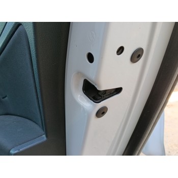CERRADURA PUERTA TRASERA DERECHA 5TA839016Q 