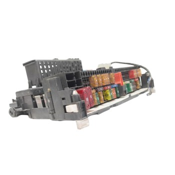 CAJA RELES / FUSIBLES 8364540 