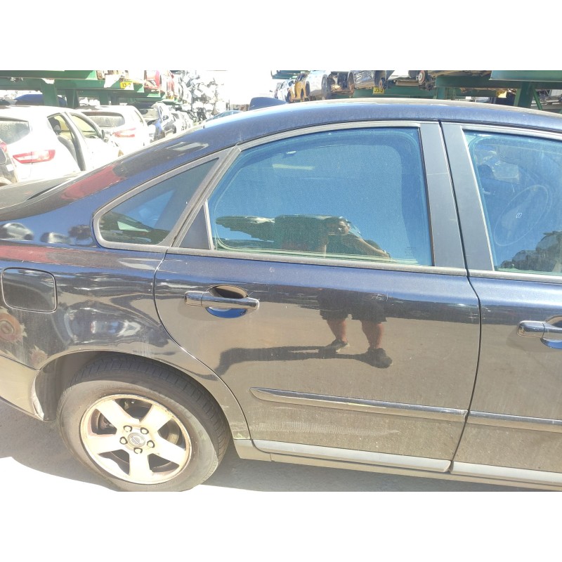Recambio de puerta trasera derecha para volvo s40 ii (544) 1.6 d referencia OEM IAM   