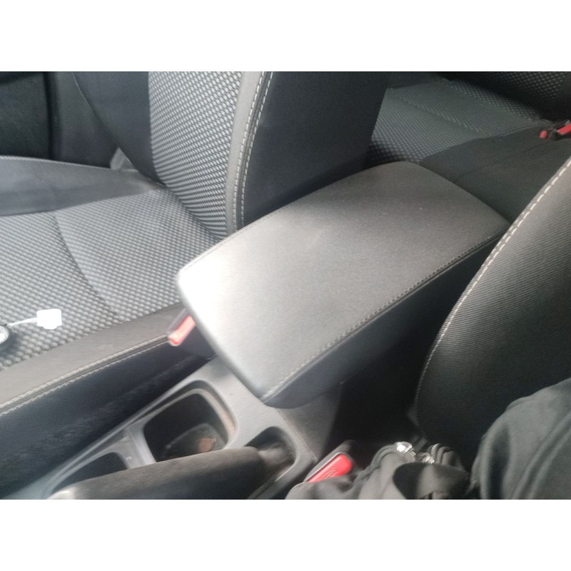Recambio de apoyabrazos central para suzuki vitara (ly) 1.6 (apk 416) referencia OEM IAM   