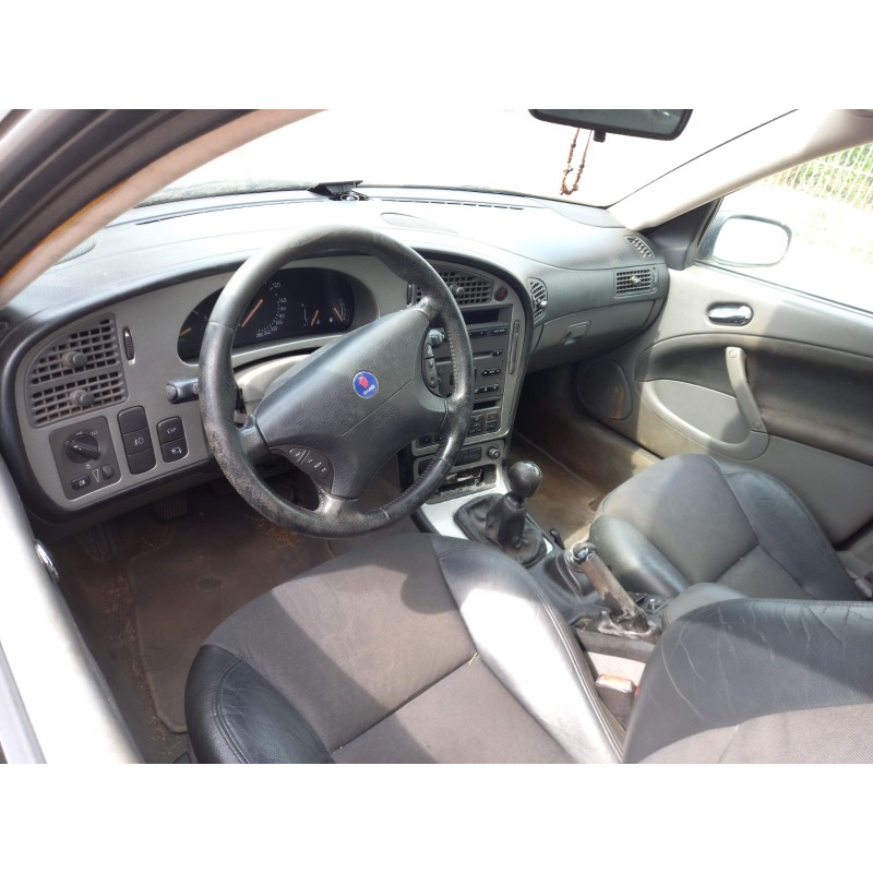 SAAB 9-5 FAMILIAR