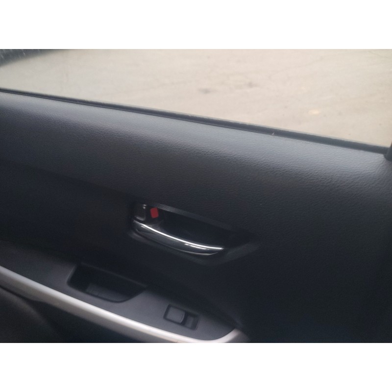 Recambio de guarnecido puerta trasera izquierda para suzuki vitara (ly) 1.6 (apk 416) referencia OEM IAM   