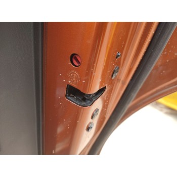 CERRADURA PUERTA TRASERA DERECHA 9844443480 