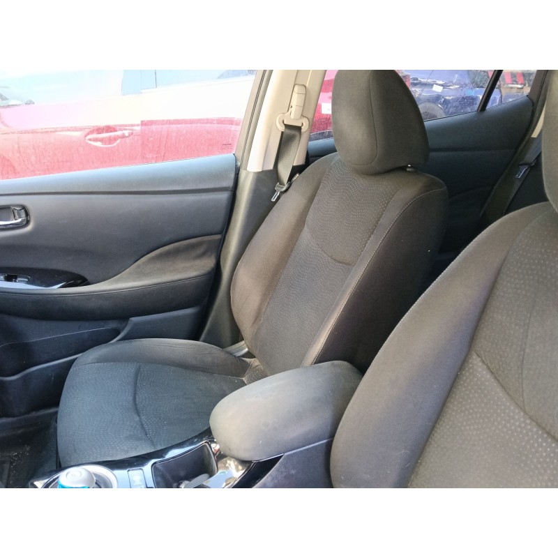 Recambio de asiento delantero derecho para nissan leaf (ze0) electric referencia OEM IAM   