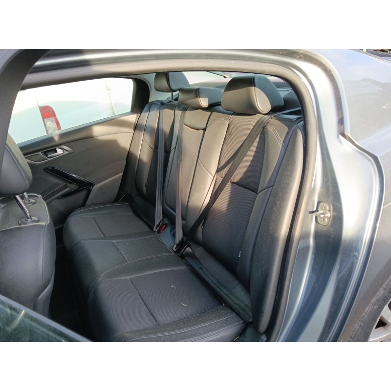 Recambio de asientos traseros para peugeot 508 i (8d_) 1.6 hdi referencia OEM IAM   