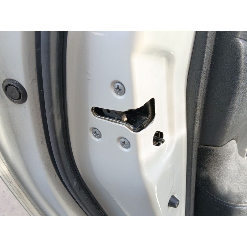 Recambio de cerradura puerta trasera izquierda para nissan leaf (ze0) electric referencia OEM IAM 825013NA0A  